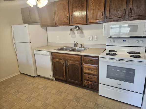 274 Donna Dr #B, Hendersonville, TN 37075