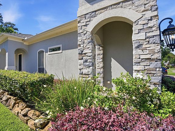 5th image of 2727 N Cotswold Manor Dr