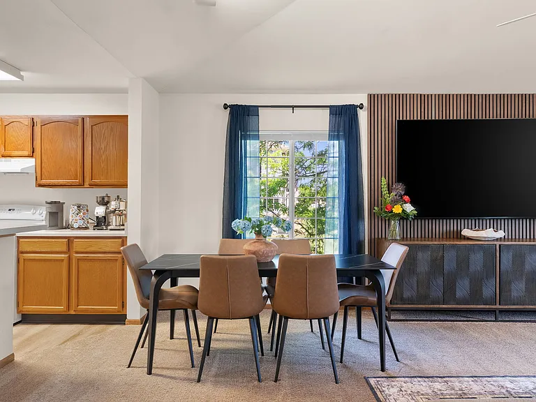 3225 Stonecreek Dr #1 — Photo 5