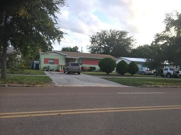 1st image of 4220 9th Ave N