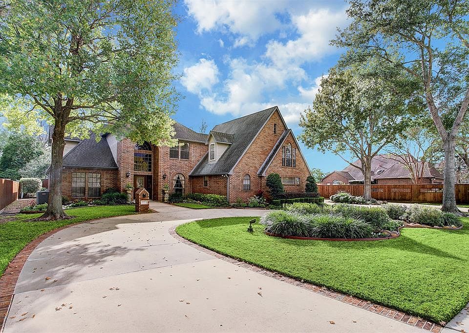 8825 Westview Dr, Houston, TX 77055 MLS 19501696 Zillow