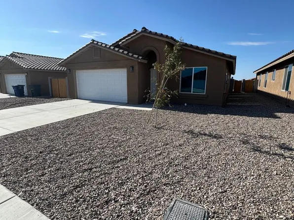 7944 E 46th St, Yuma, AZ 85365
