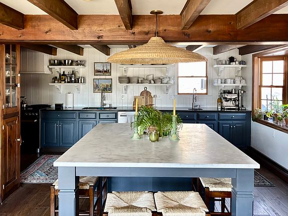 5th image of 1323 Deer Run Rd