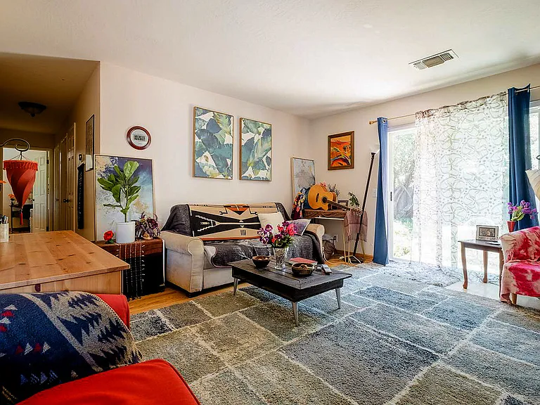 3028 Bryant Pl — Photo 11