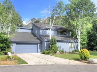 9701 S Quail Ridge Rd, Sandy, UT 84092