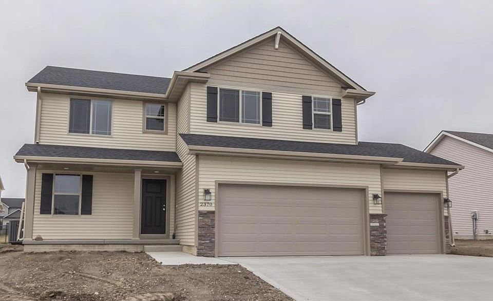 1st image of 2370 SE Riverbirch Ln