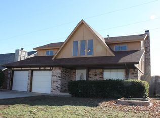 6824 Elk Canyon Rd, Oklahoma City, OK 73162