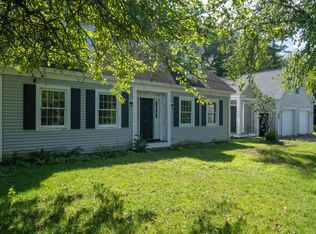 12 Lilac Garden Rd, Damariscotta, ME 04543
