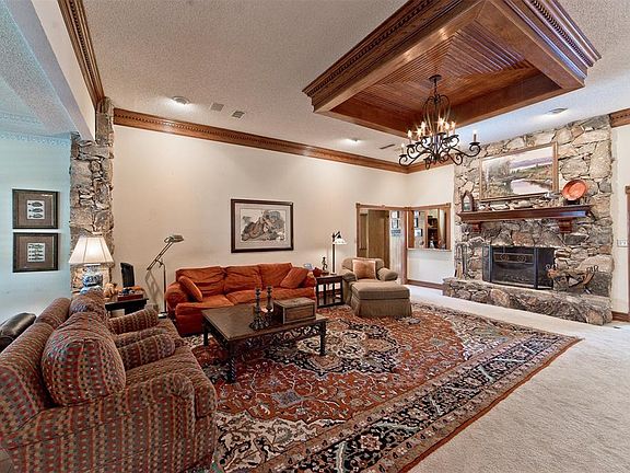 5th image of 9141 Raeford Dr