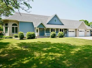 1500 9th Ave SE, Jamestown, ND 58401