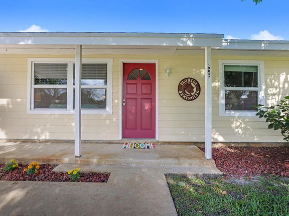 2nd image of 19047 SE Bryant Dr
