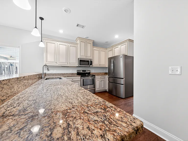 9566 Yarbrough Rd — Photo 7