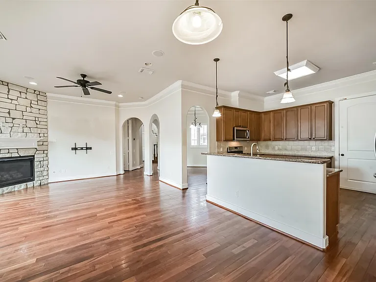 11025 Robin Hood Ct — Photo 11