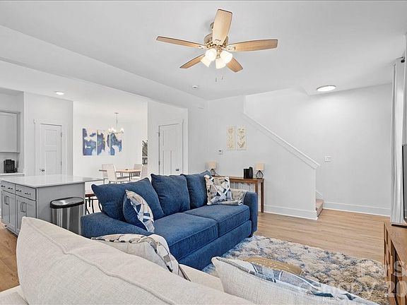 5th image of 345 Henderson St
