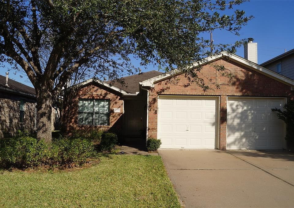 1st image of 21318 Somerset Park Ln