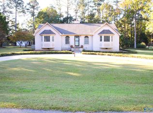 5425 4th St, Hokes Bluff, AL 35903