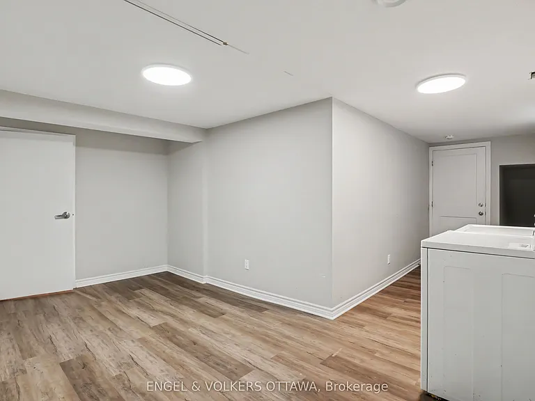 524 Penhill Ave — Photo 15