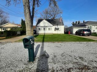 39134 Charbeneau St, Clinton Township, MI 48036