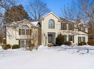 36 Lucey Dr, Newburyport, MA 01950