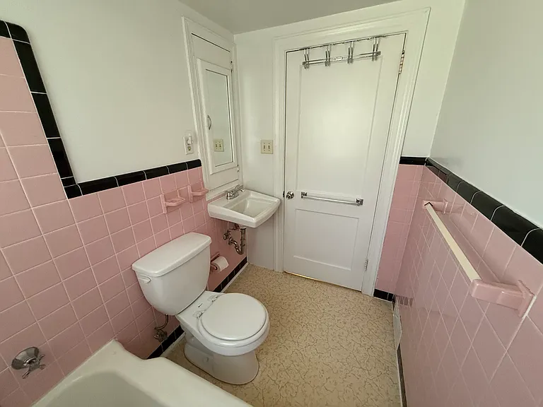 912 Madison Ave — Photo 30