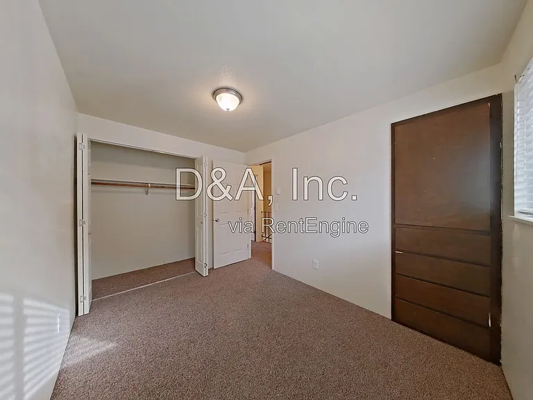 110 NE Conifer Blvd #11 — Photo 8