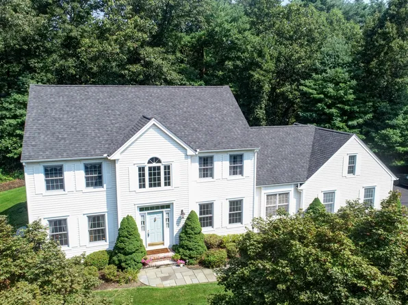 14 Sturbridge Lane, Avon, CT 06001