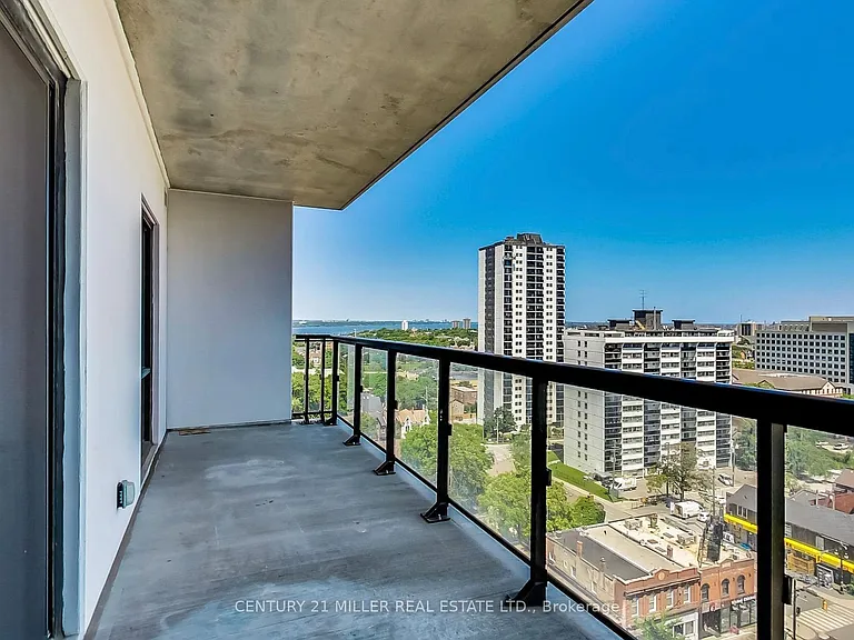15 Queen St S #1012 — Photo 19