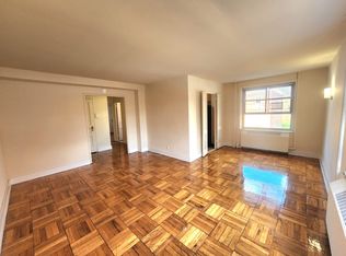 195-5 67th Ave #R2, Fresh Meadows, NY 11365