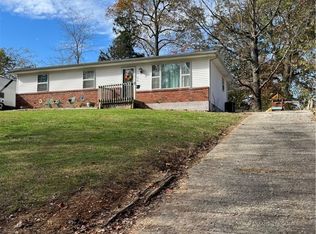 8915 Cedar St NE, New Salisbury, IN 47161