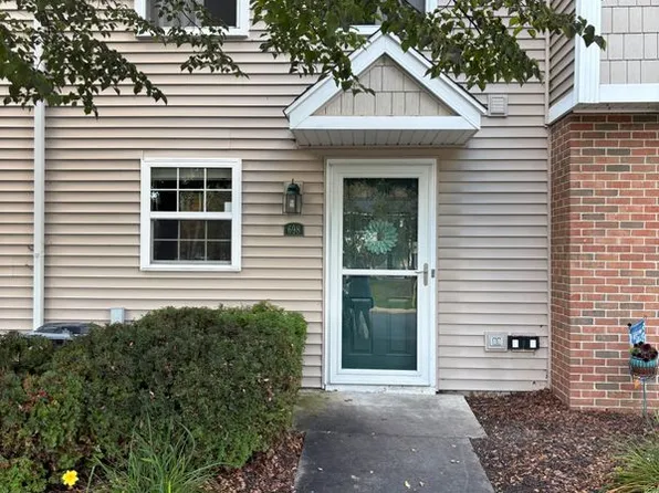 698 W Middle St, Chelsea, MI 48118