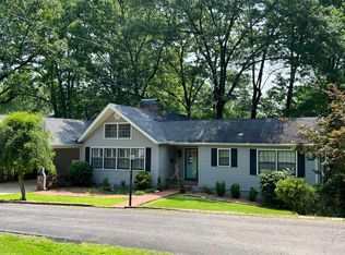 903 Glenview Cir, Jasper, AL 35501