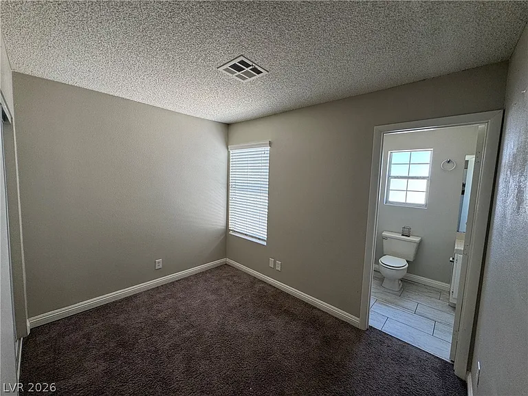 8653 Freeport Ln — Photo 17