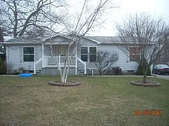 746 Kimberly Ave photo 1