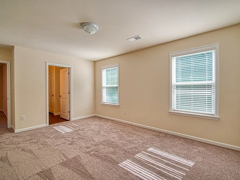 572 Millsgate Cir — Photo 23