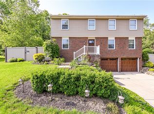 8 Fawn Ln, Export, PA 15632