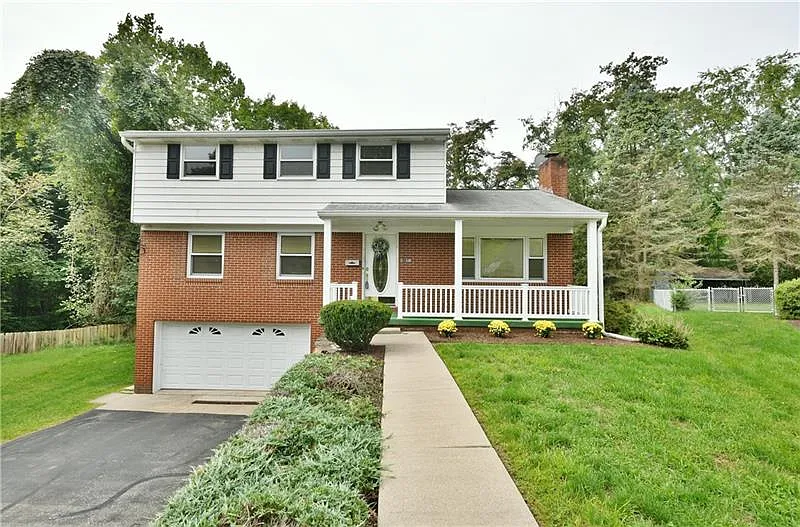 1168 Bucknell Dr photo 1