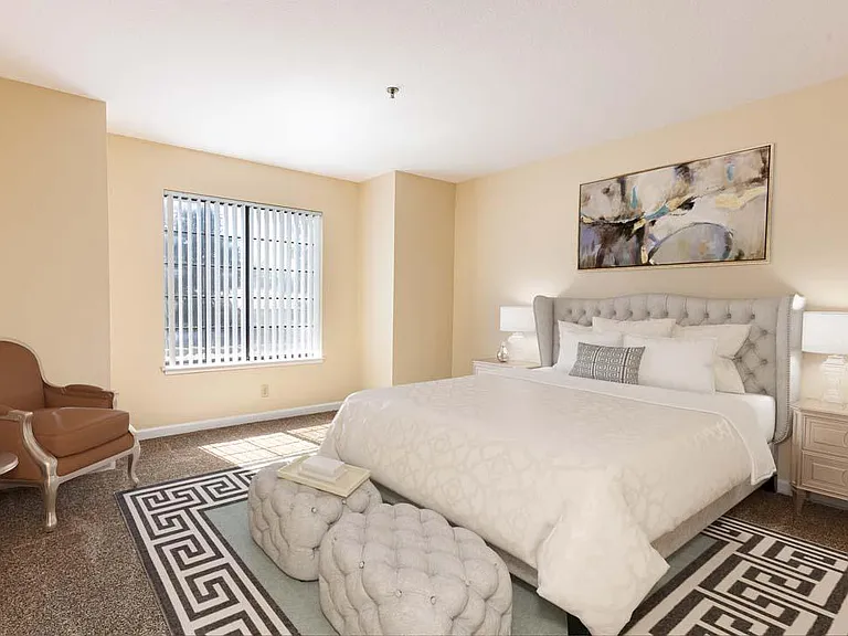 Dry Creek Apartments — Photo 43