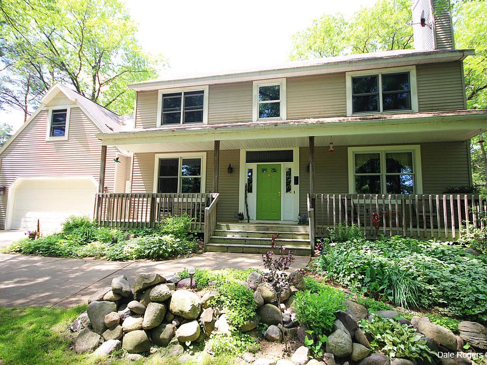 1st image of 101 Sagamore Trl SE