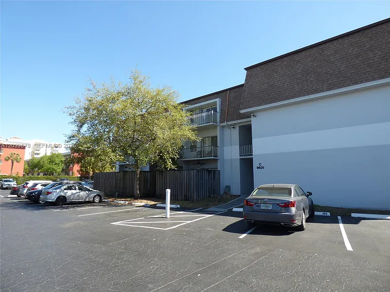 9631 SW 77th Ave #207C — Photo 16