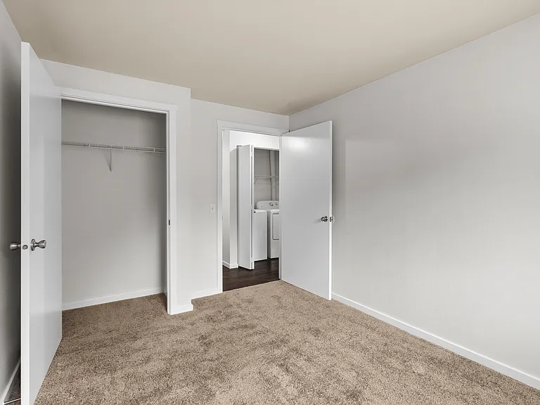 2 Bed 1 Bath Standard - 882 Sq Ft 2 Bed 1 Bath Standard - 882 Sq Ft