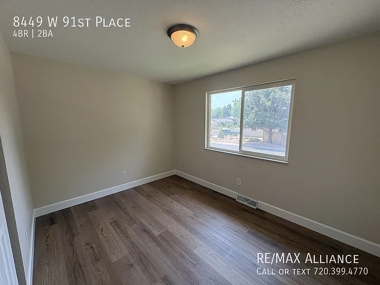 8449 W 91st Pl — Photo 10