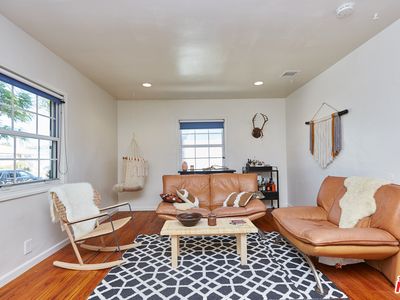 8830 Lilienthal Ave, Los Angeles, CA, 90045