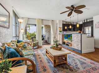 75-6016 Alii Dr APT 302, Kailua Kona, HI 96740