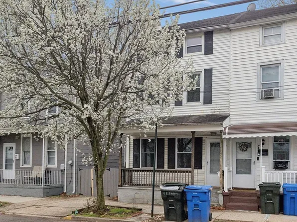 9 E Federal St, Burlington, NJ 08016