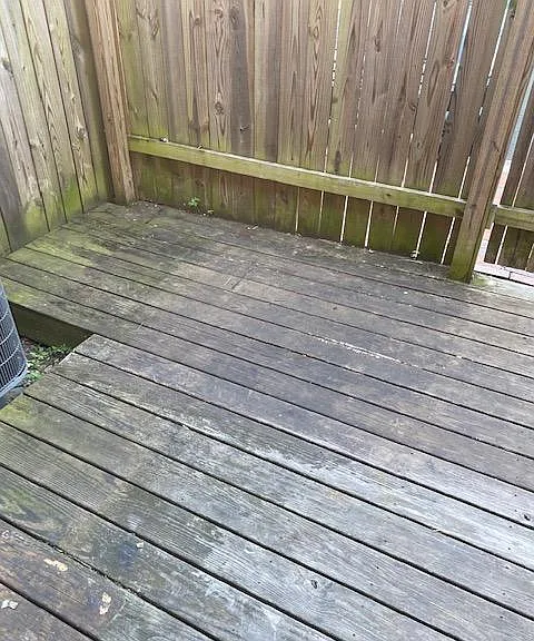 1174 N Vermont St — Photo 52