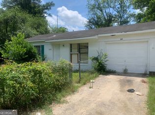 5885 Leone Dr W, Macon, GA 31206