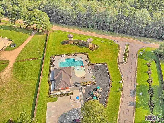 2nd image of 13225 Fowler Dr