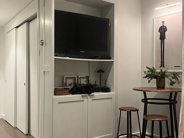 126 Salem St #1 — Photo 4