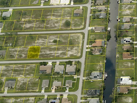 4th image of 1803 SW 39th Ter