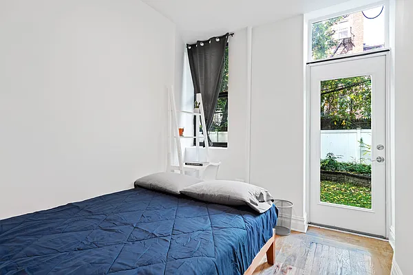 Rented by Outpost Brokerage LLC | media 40